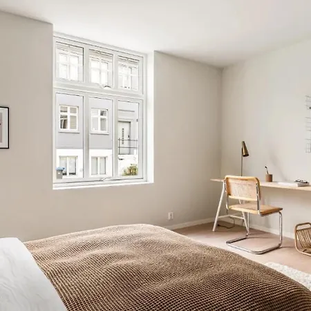 Lev Livet I - Stor Moderne Apartamento